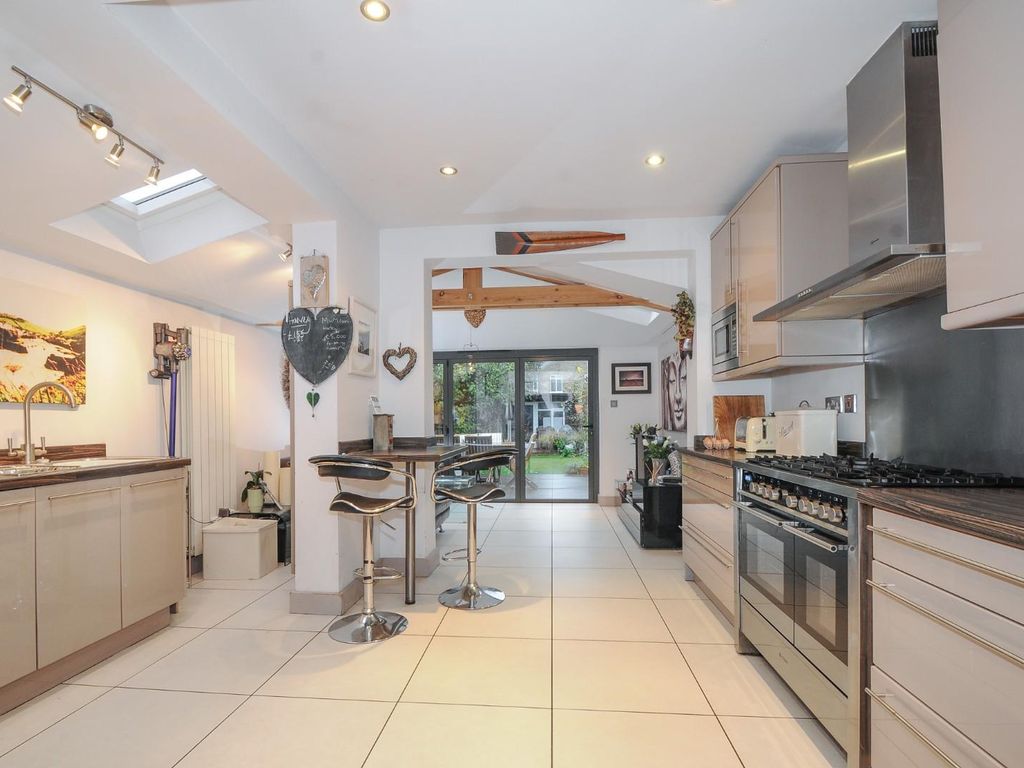 3 bed terraced house for sale in Victor Road, Windsor SL4, £700,000