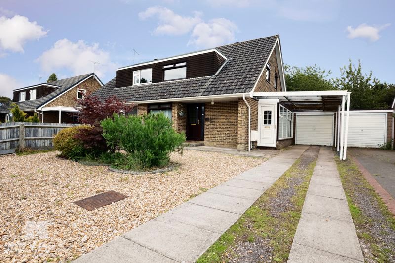 4 bed semidetached house for sale in Verity Crescent, Canford Heath