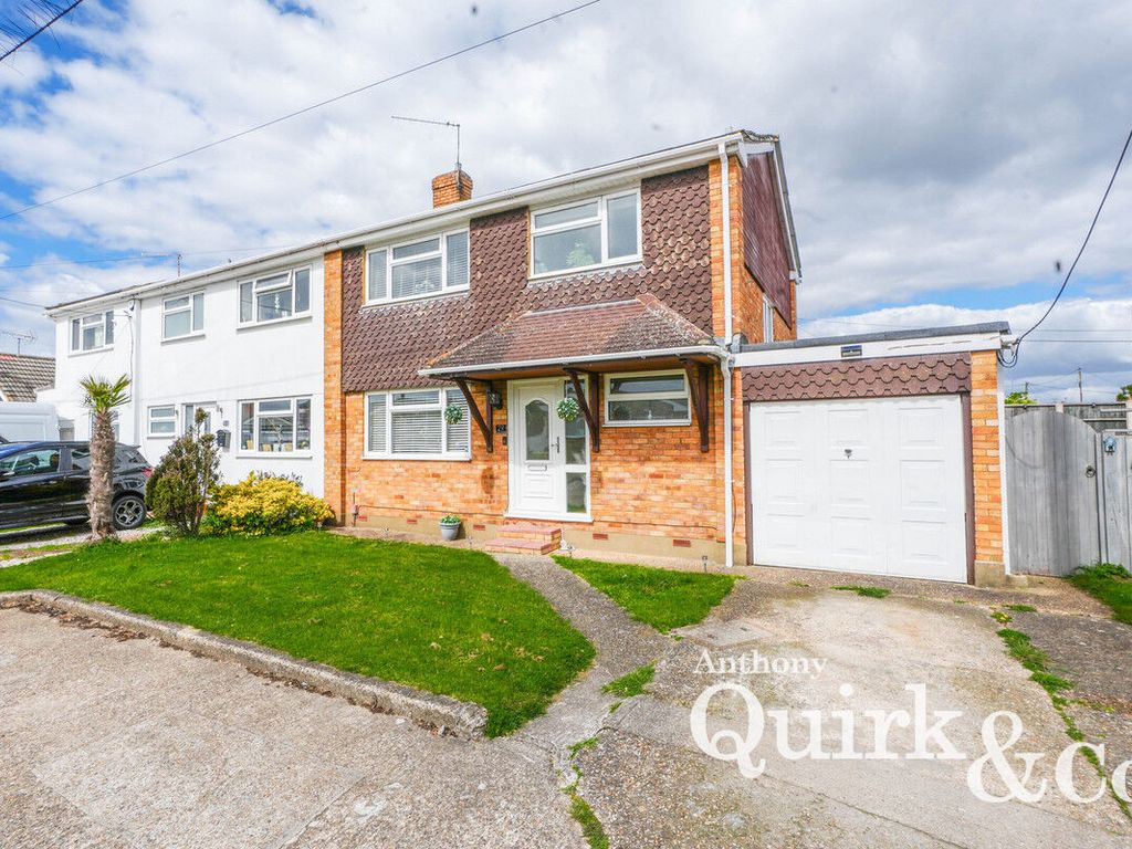 3 bed semidetached house for sale in Cassel Avenue, Canvey Island SS8