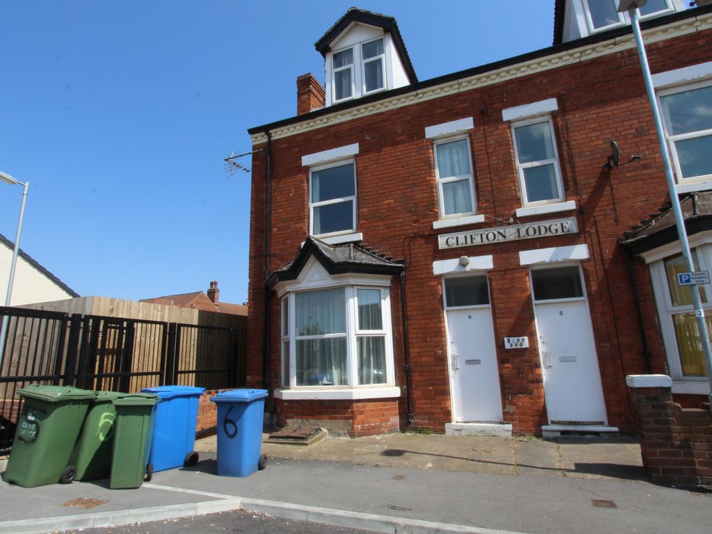 1 bed flat to rent in Clifton Place, Mansfield, Nottinghamshire NG18, £