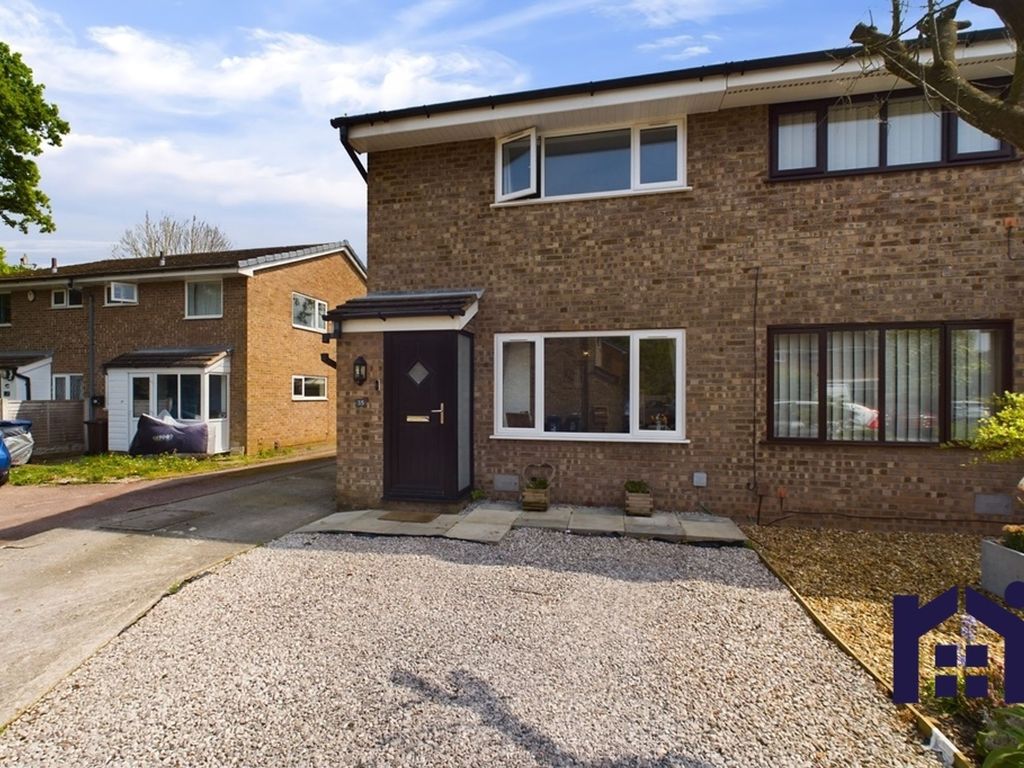 2 bed semidetached house to rent in Nookfield, Leyland PR26, £800 pcm