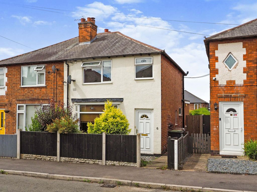 3 bed semidetached house for sale in Myrtle Avenue, Stapleford