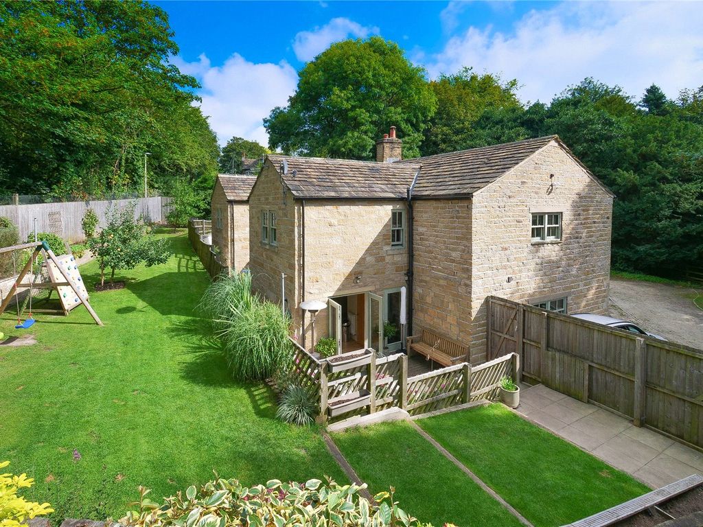 4 bed cottage for sale in Hoyle Court Avenue, Baildon, Shipley, West
