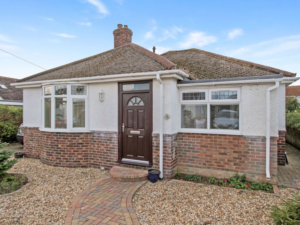 3 bed detached bungalow for sale in Mill Road, Lydd TN29, £360,000 Zoopla