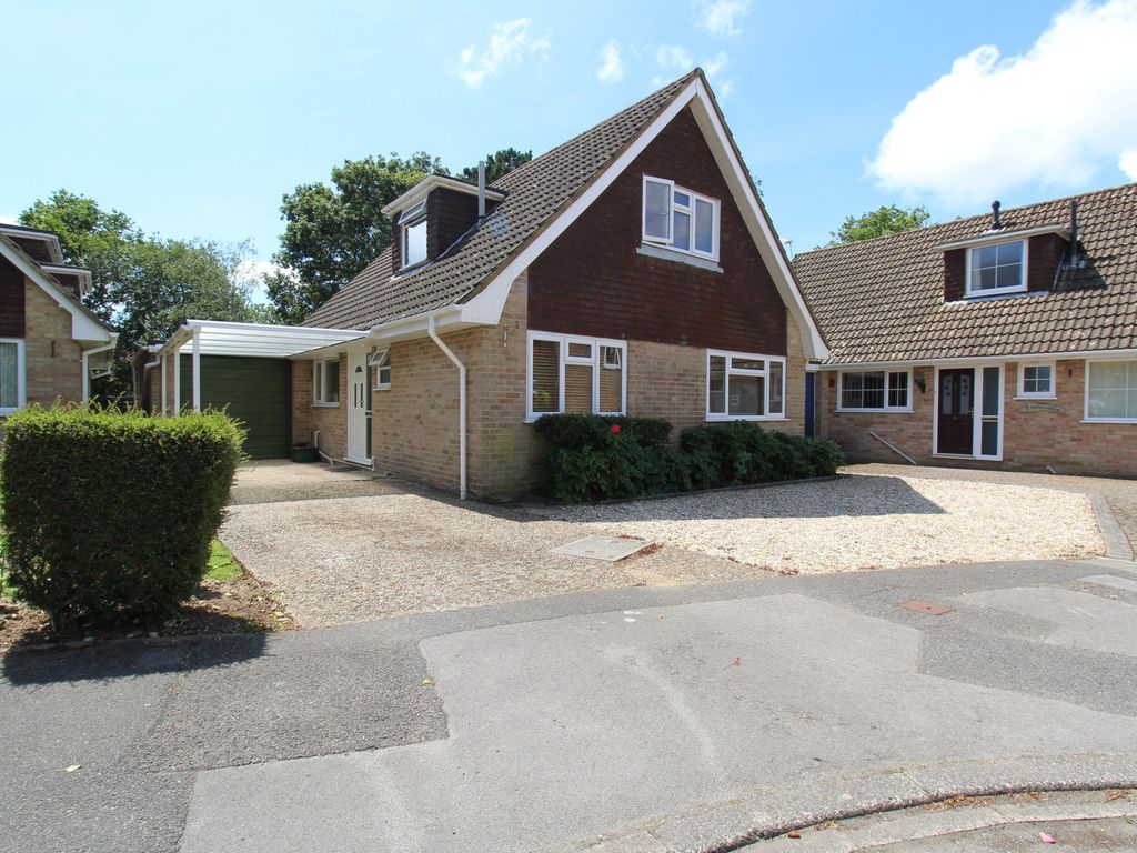 4 bed detached house for sale in Vineyard Close, Lytchett Matravers