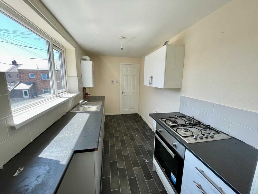 3 bed flat to rent in Charles Street, Boldon Colliery NE35 Zoopla