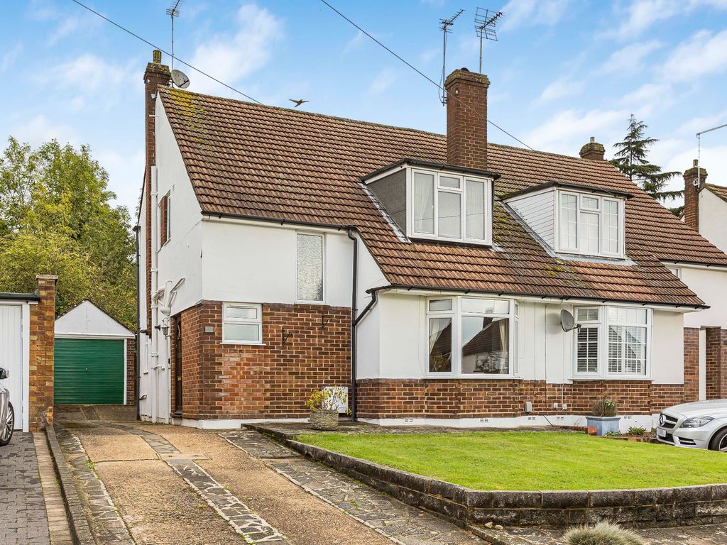 3 bed semidetached house for sale in Mandeville Road, Potters Bar EN6