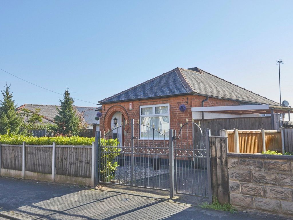 2 bed bungalow for sale in Stevens Road, Sandiacre, Nottingham