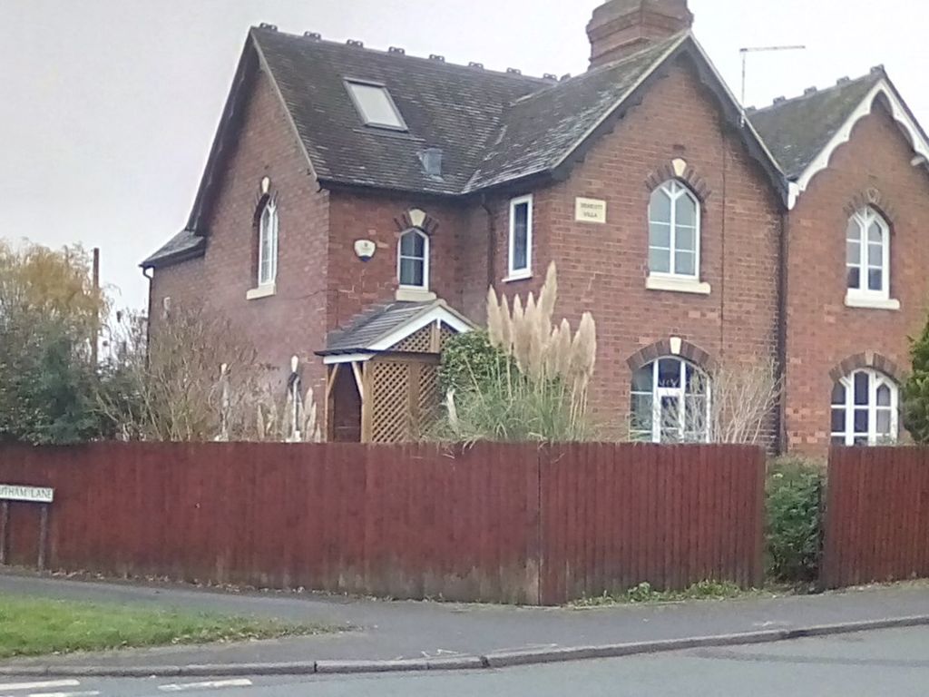 3 bed semidetached house for sale in Rolleston Road, BurtonOnTrent