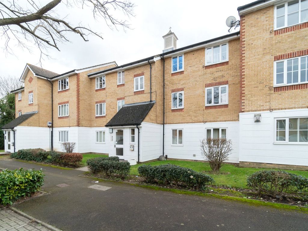 2 bed flat for sale in Chipstead Close, Sutton SM2 Zoopla