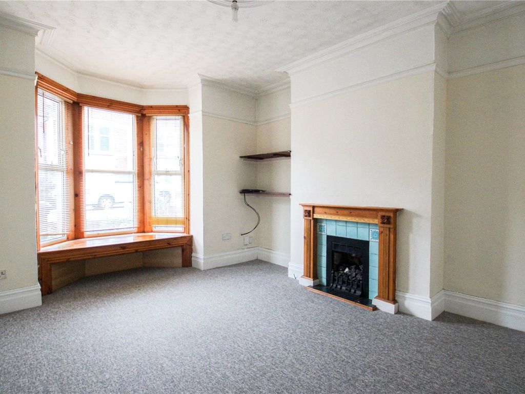 4 bed terraced house to rent in Greville Road, Southville, Bristol BS3