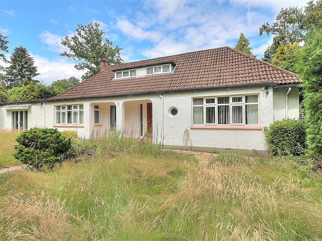 3 bed property for sale in Lakewood Road, Hiltingbury, Chandlers Ford