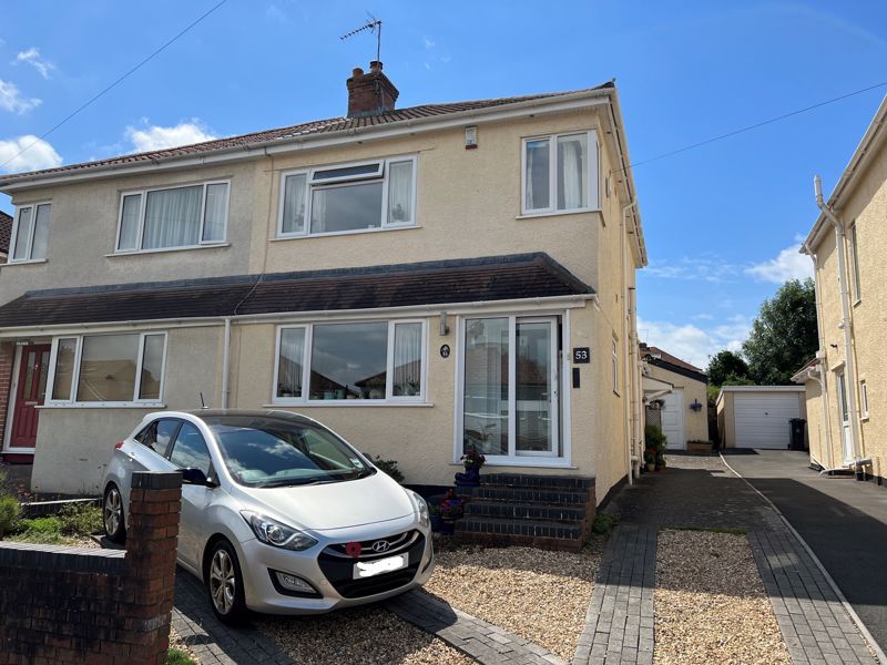 3 bed semidetached house for sale in Whitecross Avenue, Whitchurch
