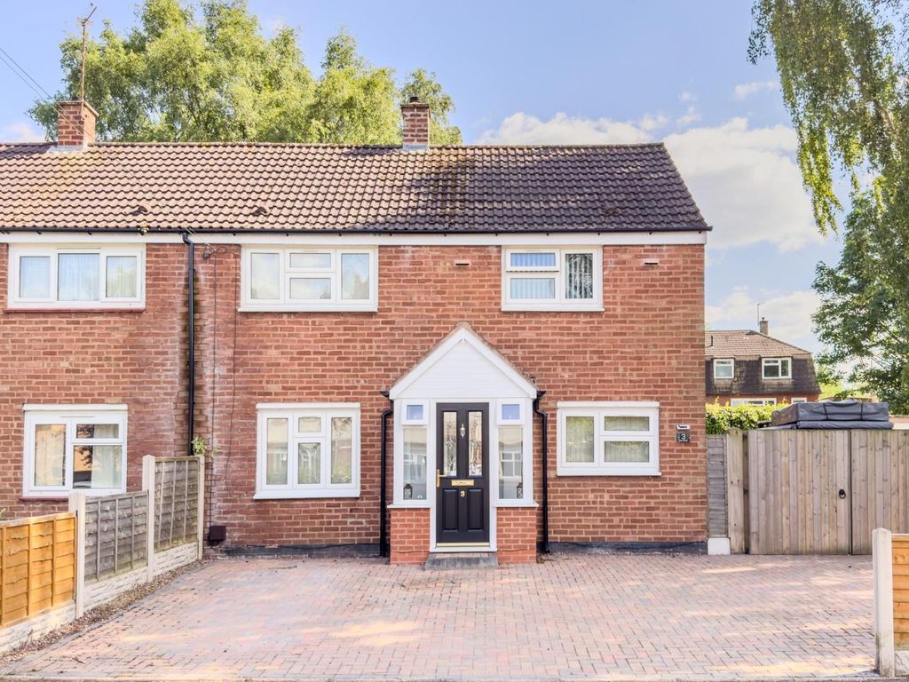 3 bed semidetached house for sale in Lilac Drive, Wombourne