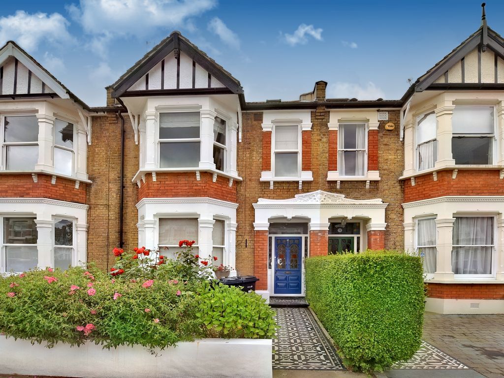 3 bed flat for sale in Dover Road, London E12 Zoopla