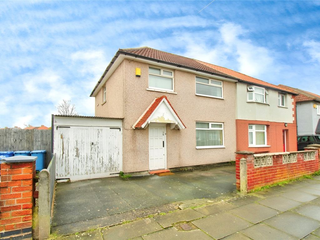 3 bed semidetached house for sale in Lauriston Road, Walton