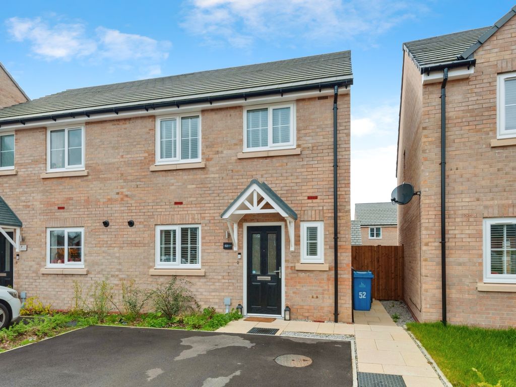 3 bed semidetached house for sale in Actons Wood Lane, Runcorn