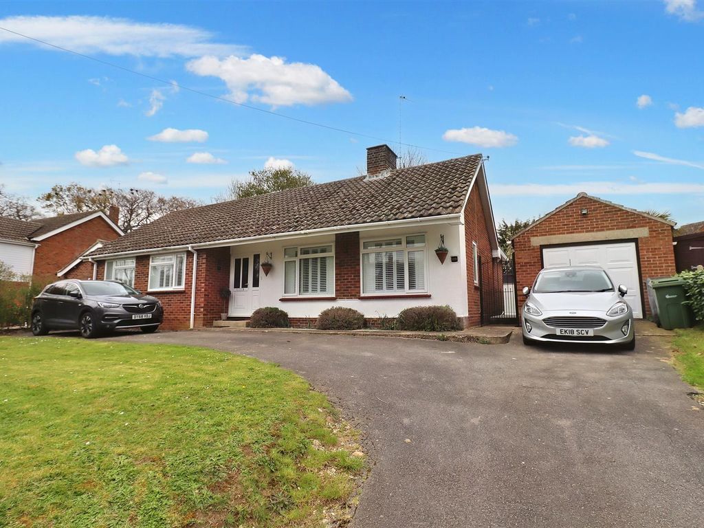 3 bed detached bungalow for sale in North Road, Great Yeldham, Halstead