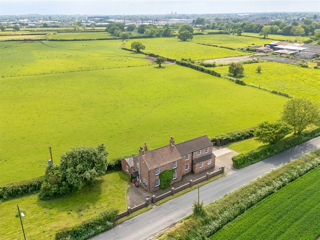 4 bed detached house for sale in North Lane, Huntington, York, North