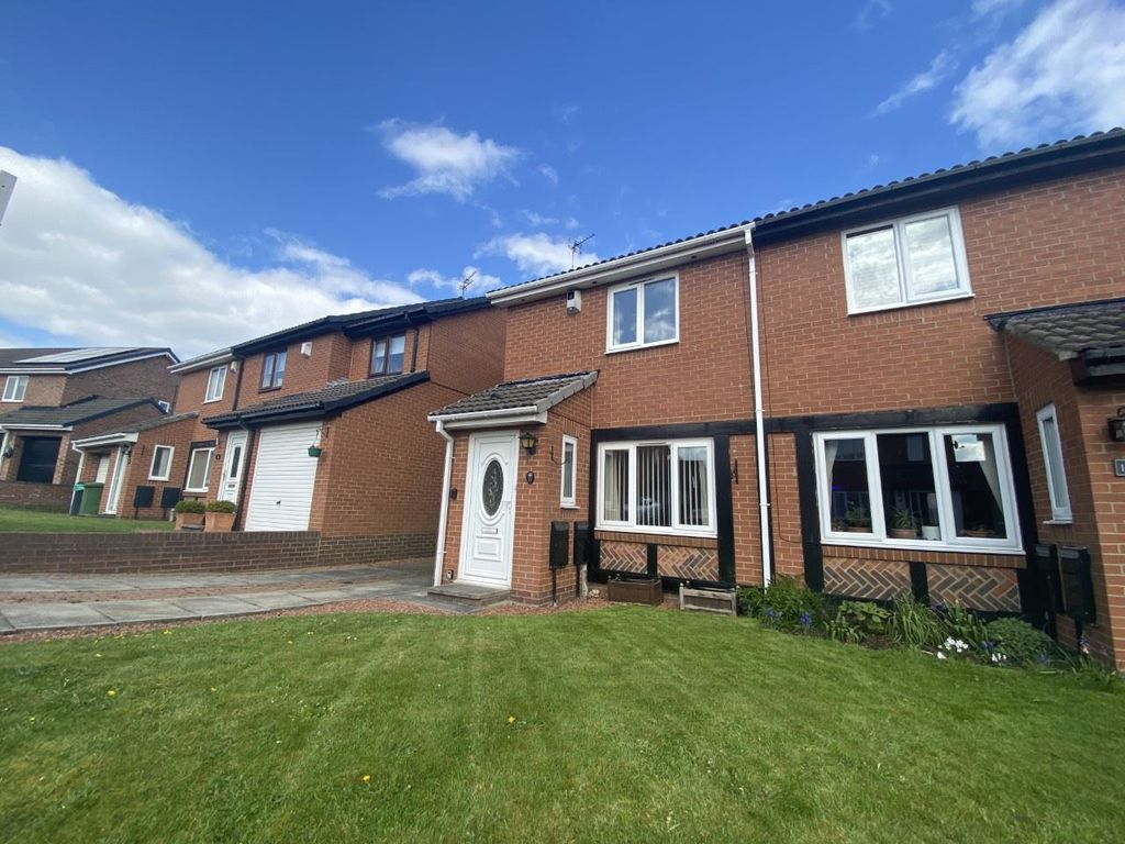 2 bed semidetached house for sale in Alveston Close, Stakeford