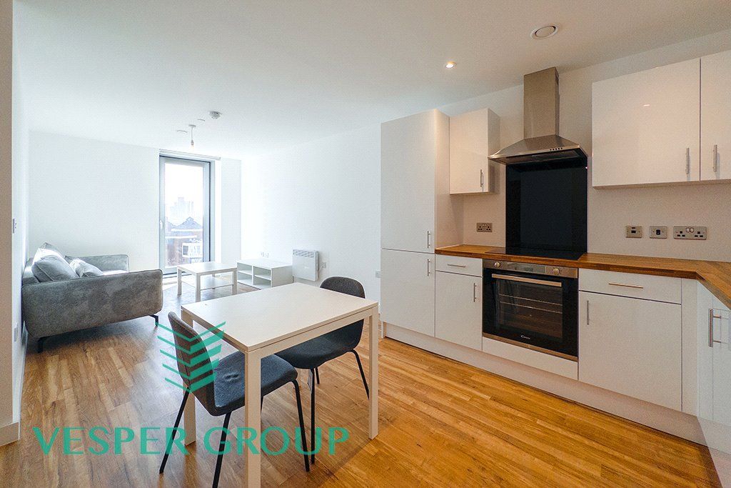 1 bed flat for sale in Media City Tower 3, Media City, Salford M50, £