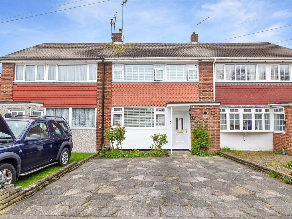 3 bed terraced house for sale in Chestnut Grove, Joydens Wood, Kent DA2