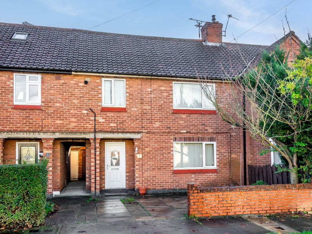 3 bed terraced house for sale in Leven Road, Dringhouses, York YO24