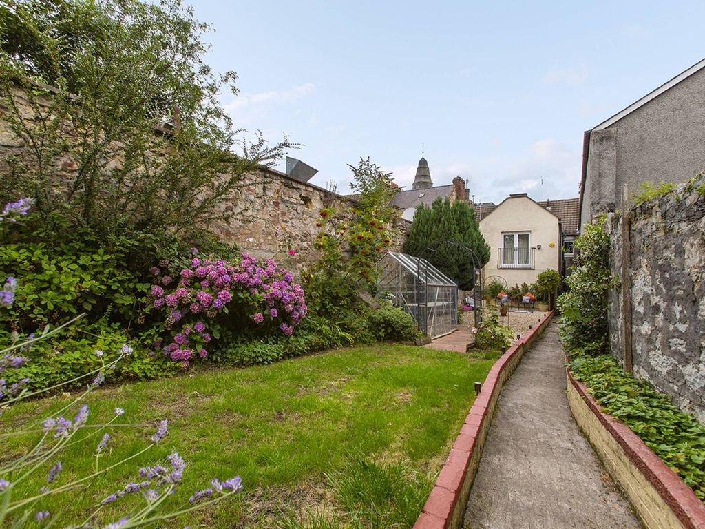 2 bed flat for sale in High Street, Musselburgh, East Lothian EH21, £