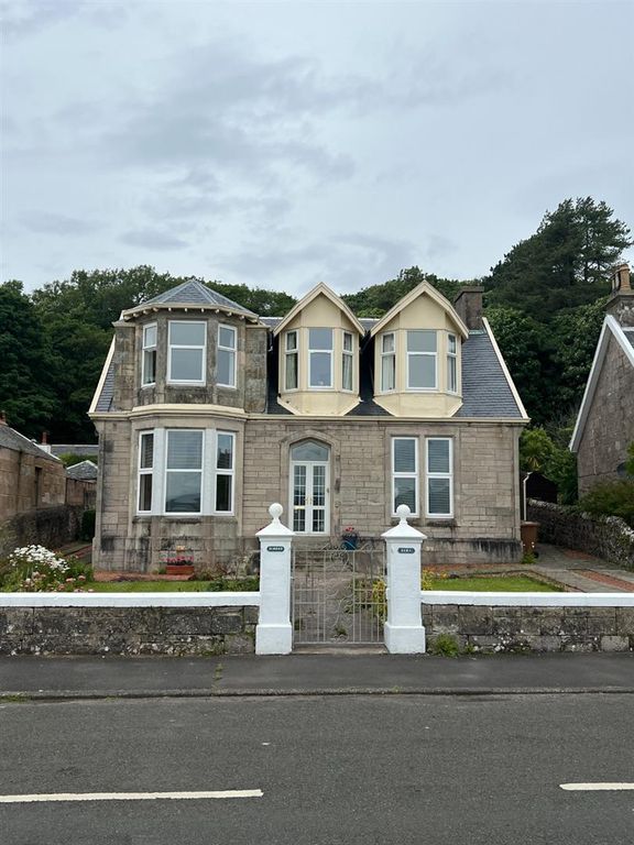 3 bed flat for sale in West Bay Road, Millport, Isle Of Cumbrae KA28, £