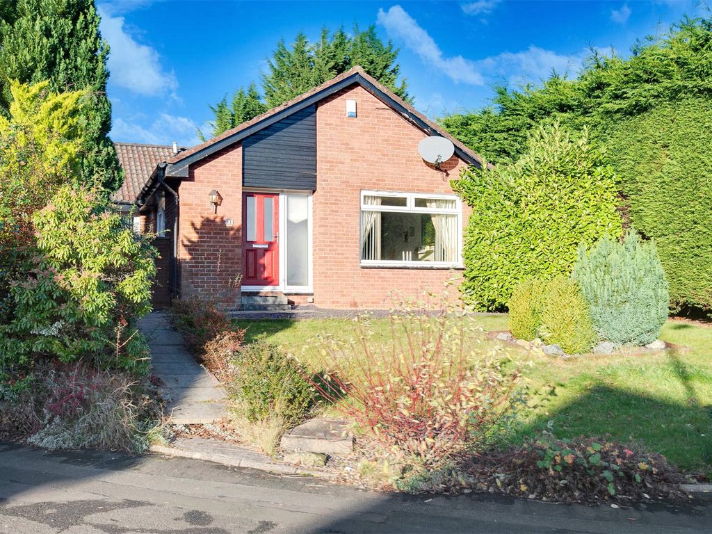 3 bed bungalow for sale in Invergarry Place, Deaconsbank, Glasgow G46