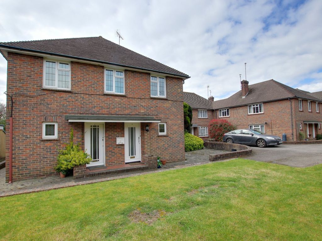 3 bed flat for sale in Warren Road, Worthing BN14, £240,000 Zoopla