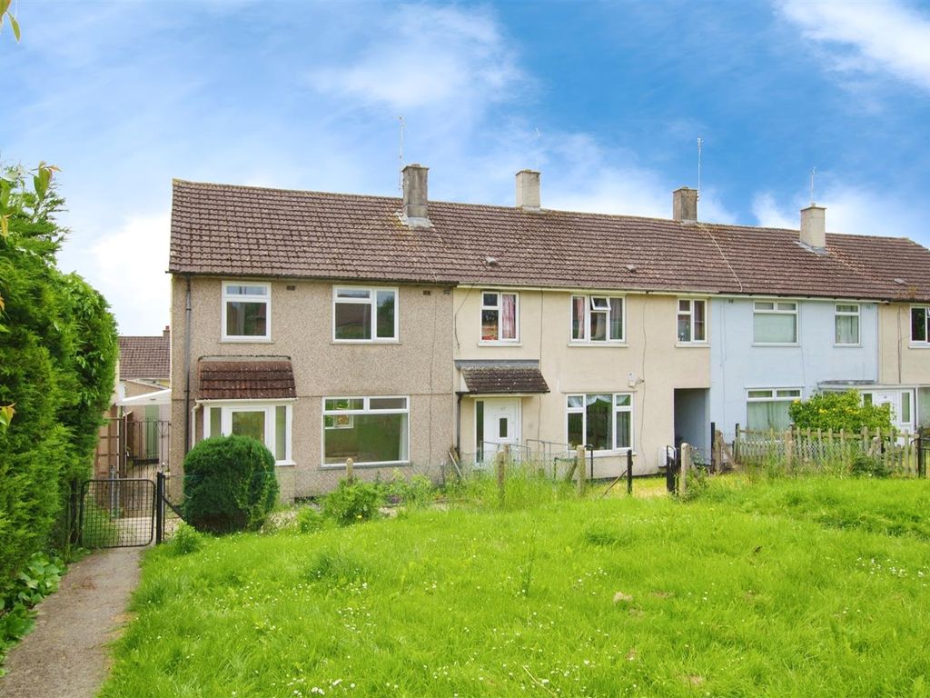 3 bed end terrace house to rent in Purton Road, Moredon, Swindon SN2, £