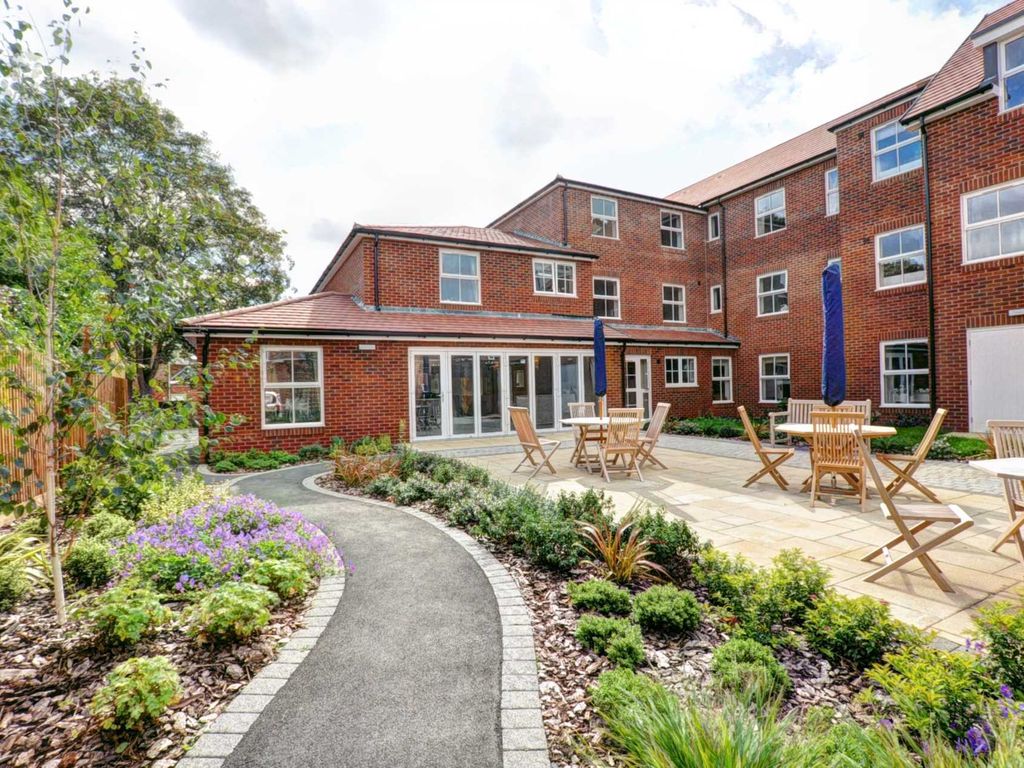 2 bed flat for sale in Peel Lodge, Marlow Luxury Retirement Home SL7