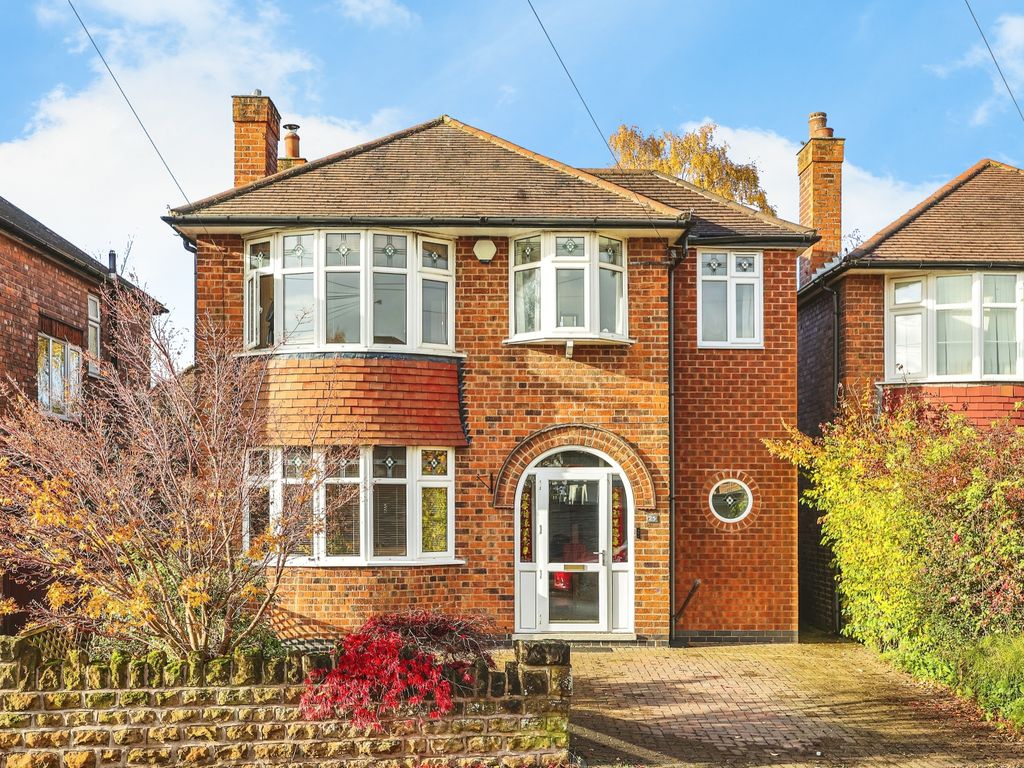 3 bed detached house for sale in Brendon Road, Wollaton NG8, £385,000