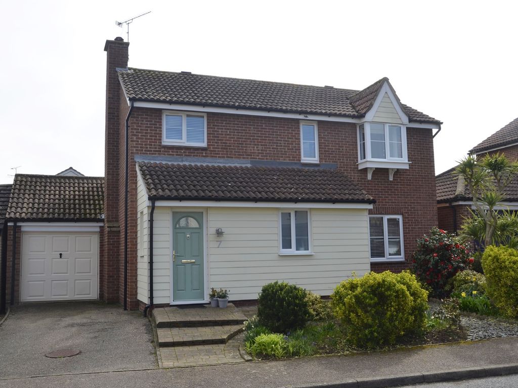 4 bed detached house for sale in Keswick Close, Old Felixstowe