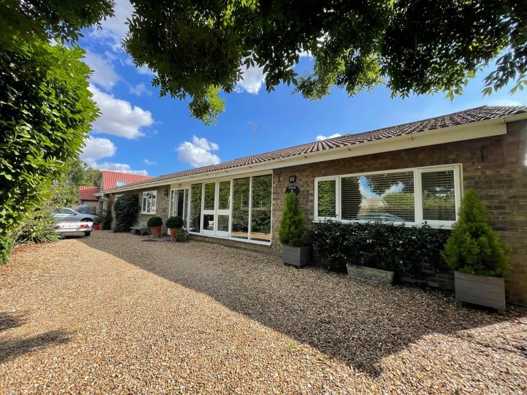 5 bed detached bungalow for sale in Upton Lane, Littleport, Ely CB6