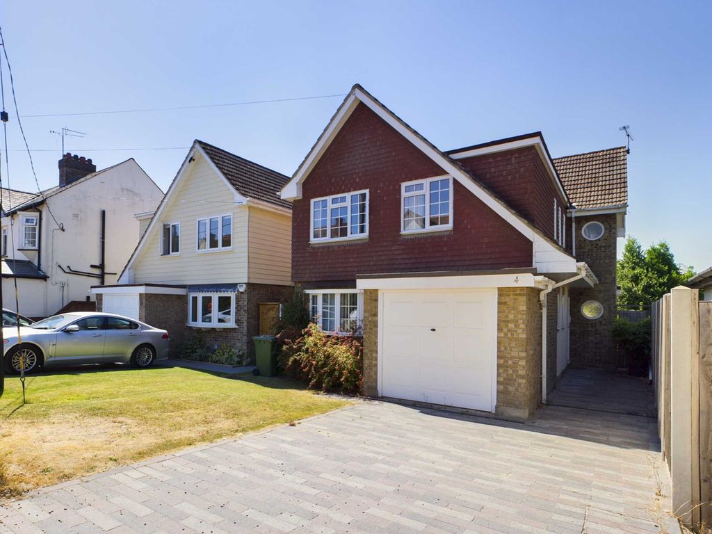 4 bed detached house for sale in Shanklin Avenue, Billericay CM12 Zoopla