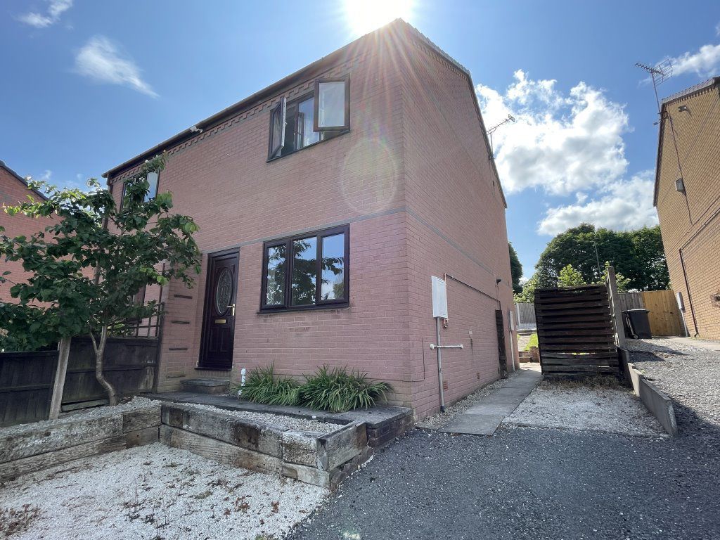 2 bed semidetached house to rent in Dale View, Stretton, Alfreton DE55