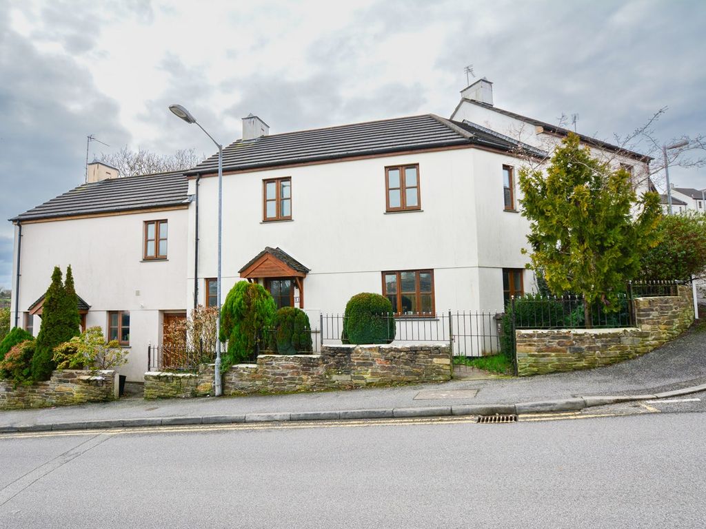3 bed terraced house for sale in Kingsley Close, Gloweth, Truro TR1