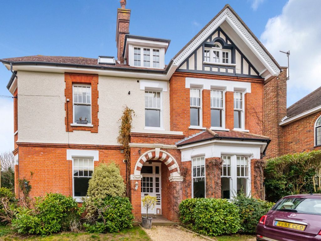 2 bed flat for sale in Clandon Road, Guildford, Surrey GU1 Zoopla