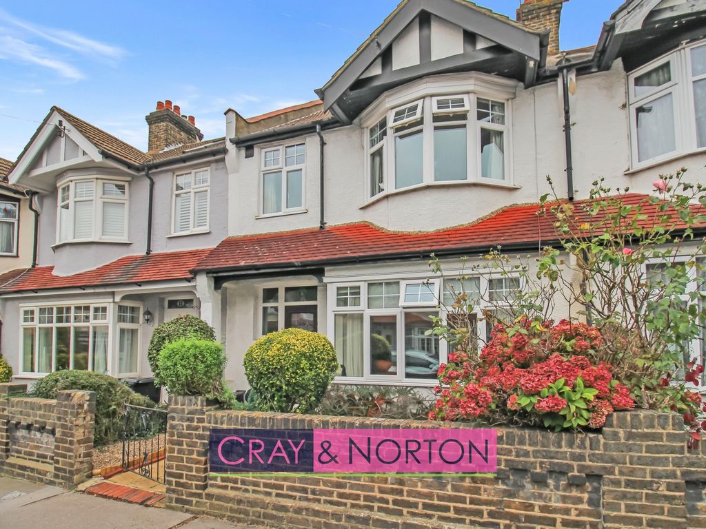 3 bed terraced house for sale in Claremont Road, CR0, £