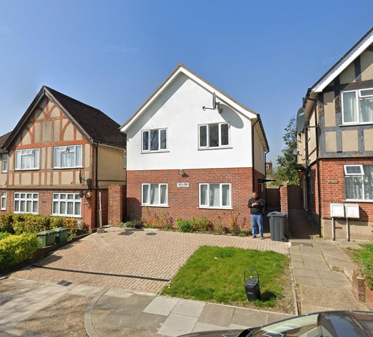 2 bed flat to rent in Honeypot Lane, Stanmore HA7 Zoopla