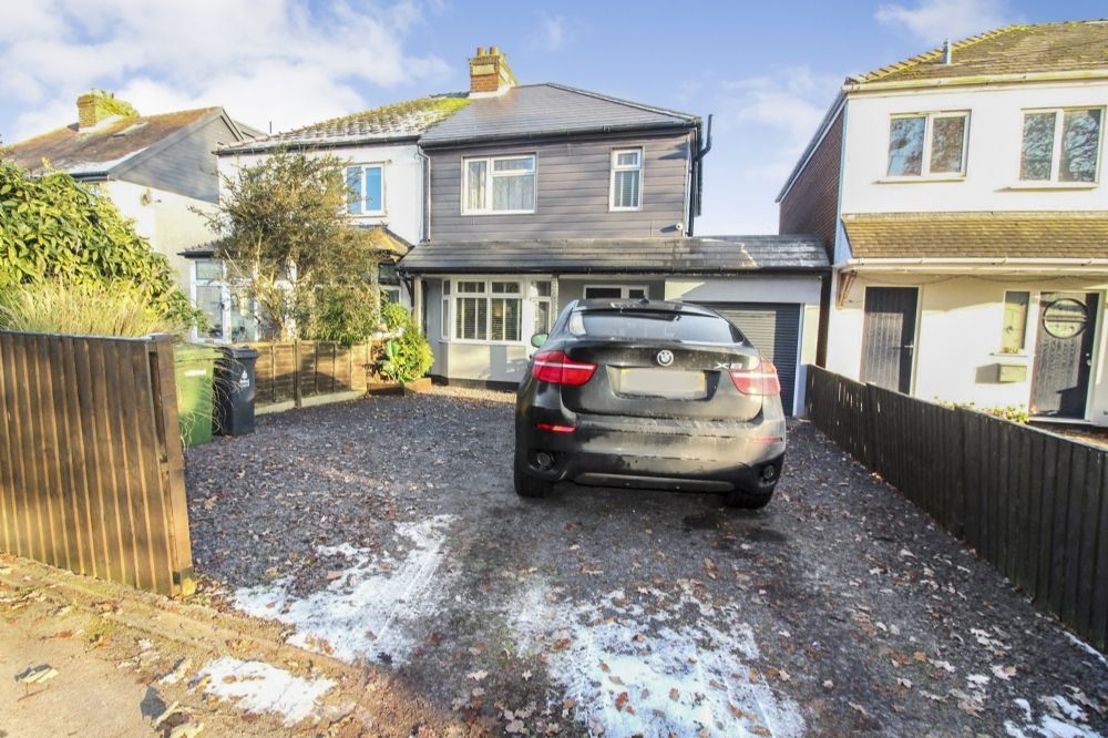 3 bed semidetached house for sale in Pooles Lane, Willenhall WV12 Zoopla