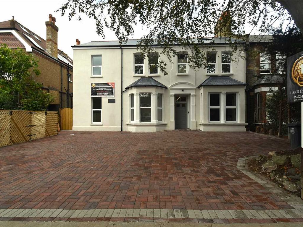 Studio for sale in Kimberley House, 40 Miskin Road, Dartford DA1, £