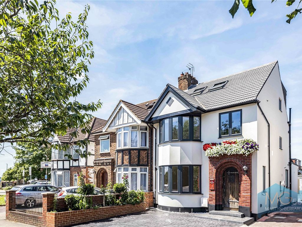5 bed semidetached house for sale in Page Street, Mill Hill, London