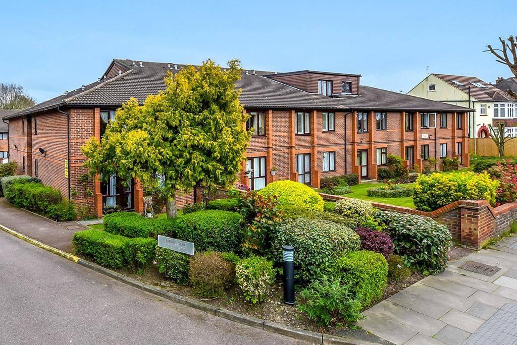 1 bed flat for sale in Park Avenue, Enfield EN1 Zoopla