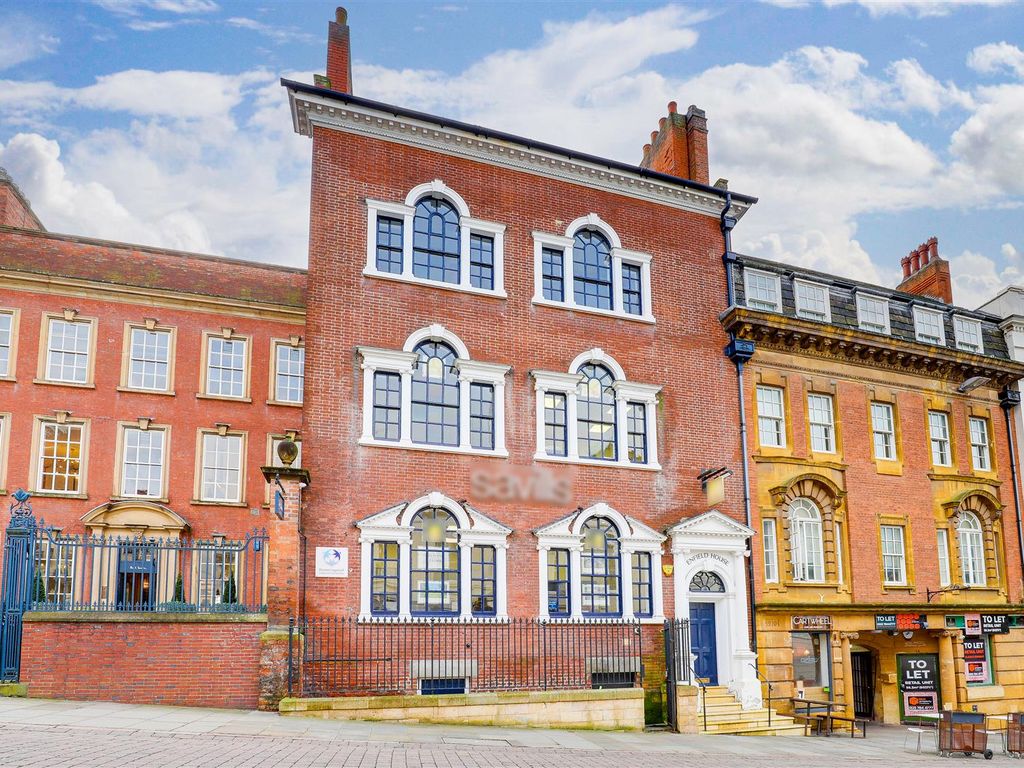 3 bed flat to rent in Enfield House, Low Pavement, City Centre