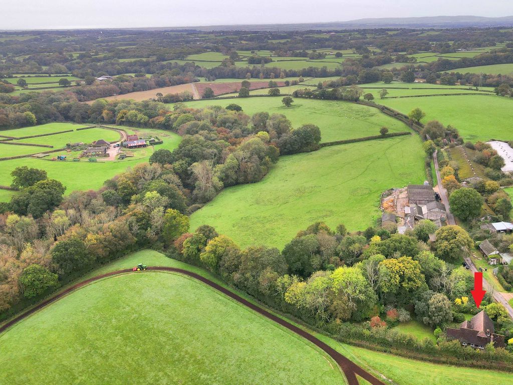 4 bed detached bungalow for sale in Iwood Lane, Rushlake Green TN21, £