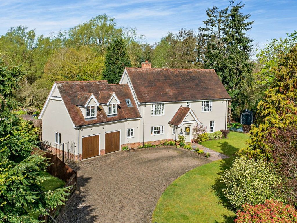 5 bed detached house for sale in Bealings Road, Martlesham, Woodbridge