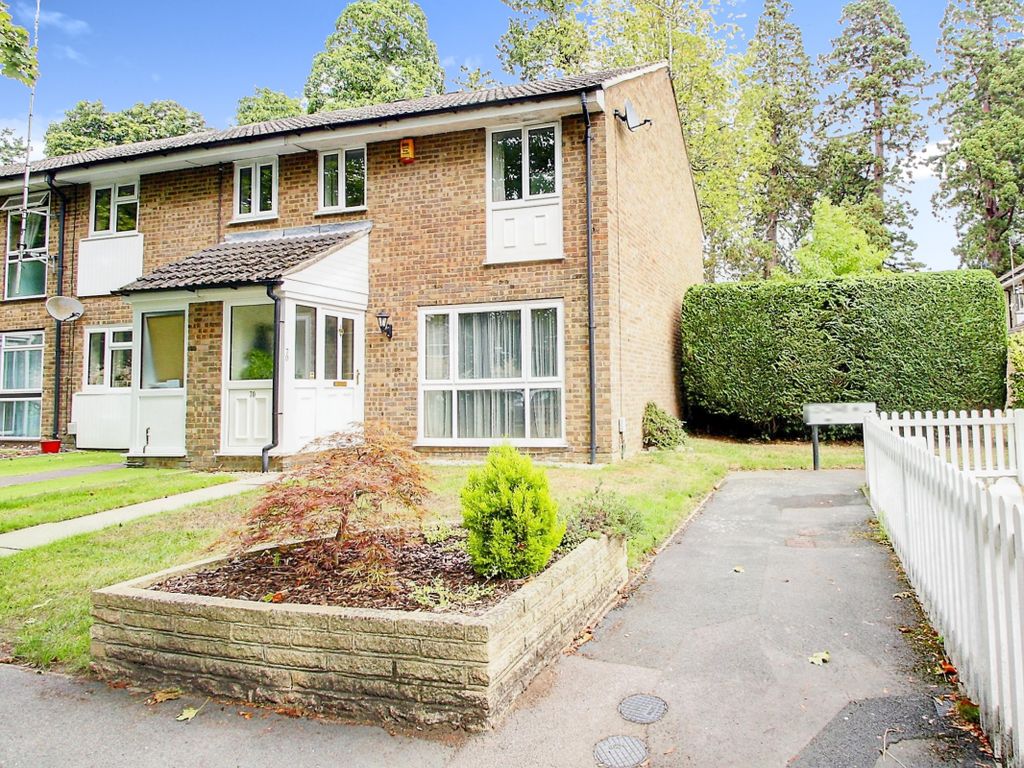3 bed semidetached house for sale in Inglewood Avenue, Camberley GU15 Zoopla